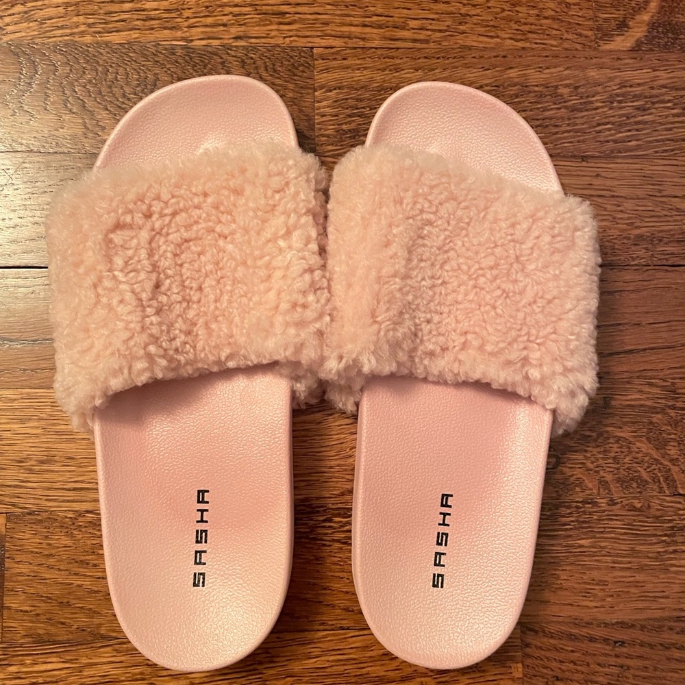 Light Pink Summer Slides